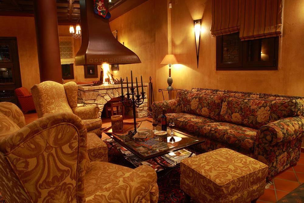 Villa Virginia Hotel Voutiron Ngoại thất bức ảnh
