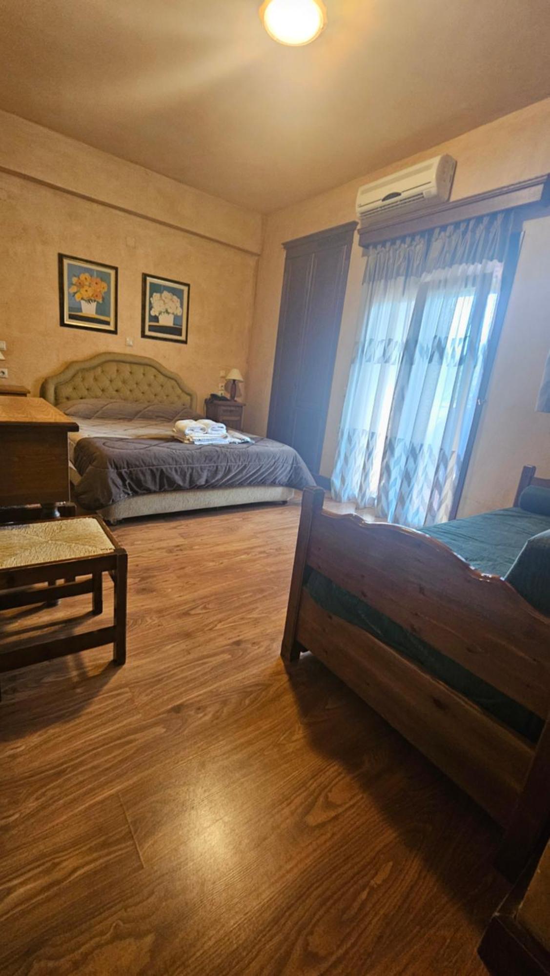 Villa Virginia Hotel Voutiron Ngoại thất bức ảnh